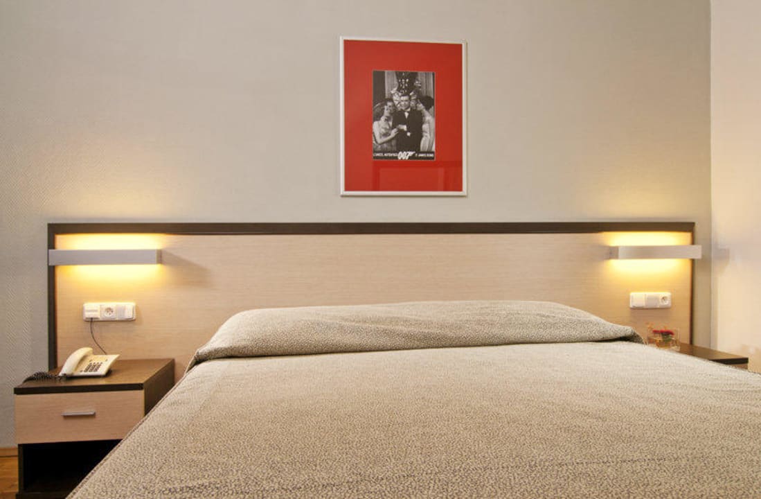 Room Hotel Praga 1