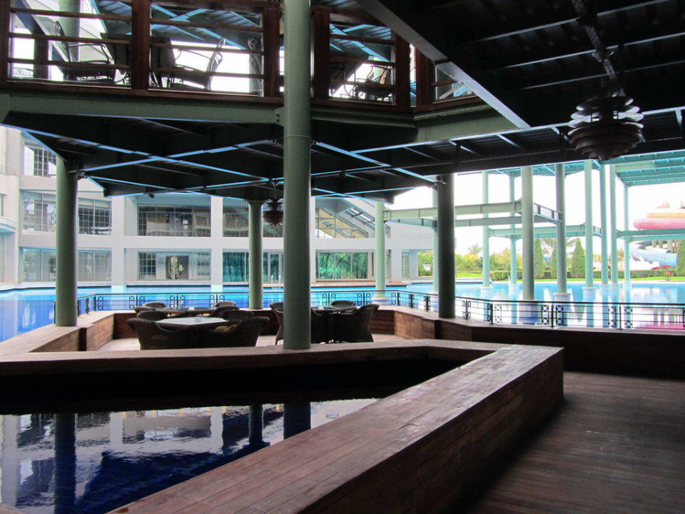 Aussenbereich Oasis Limak Lara Deluxe Hotel & Resort