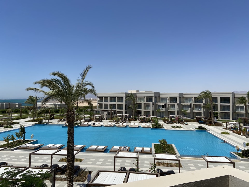 ausblick-steigenberger-resort-ras-soma-soma-bay-holidaycheck