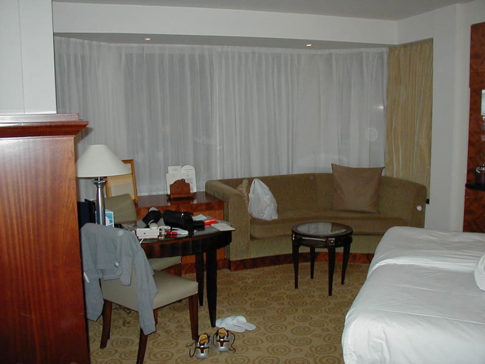 Couch etc. The Park Tower Knightsbridge, a Luxury Collection Hotel