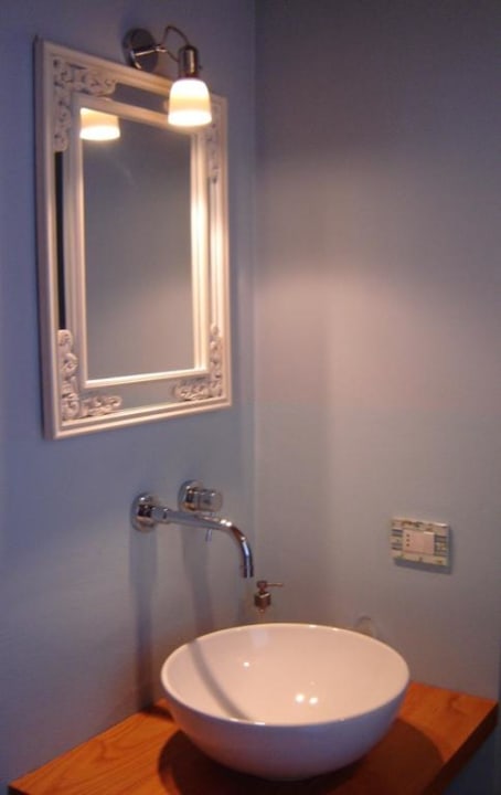 Esempio bagno Agriturismo Montarlese Eco-Lodges