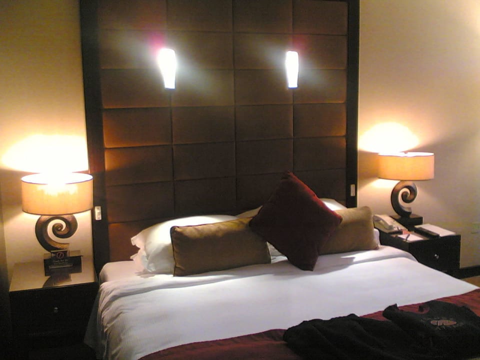 King size bed Beach Rotana