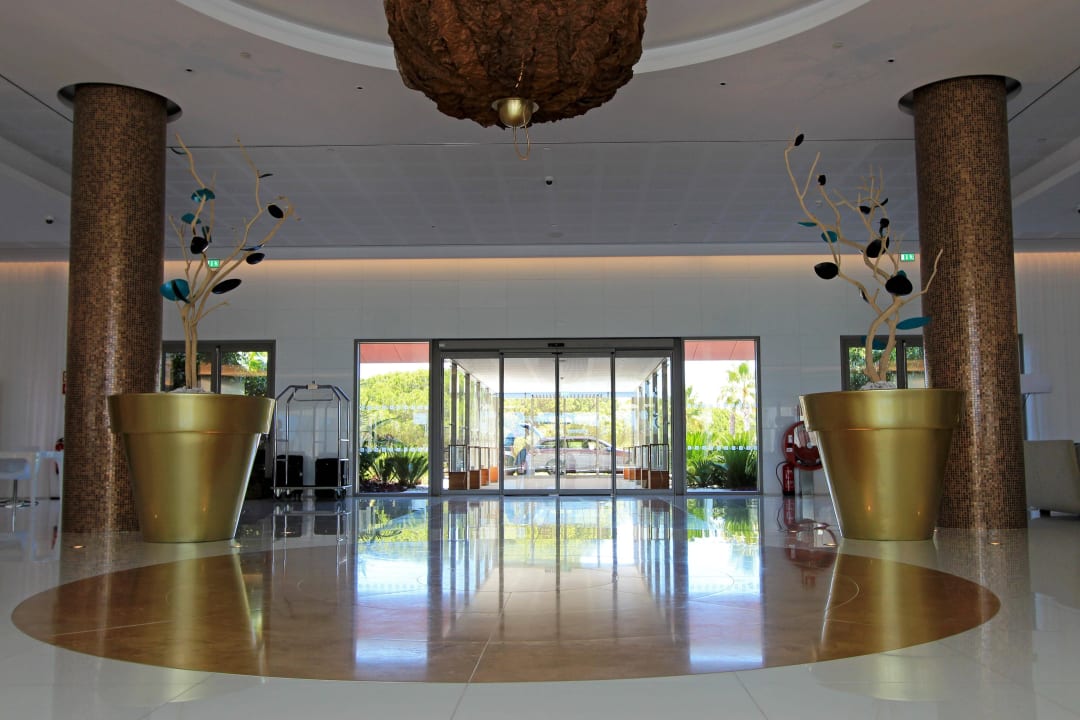 Blick Richtung Ein-/Ausgang Hotel Epic Sana Algarve