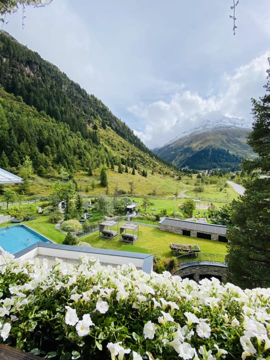 Ausblick Verwöhnhotel Wildspitze