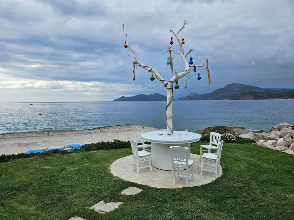 Strand Liberty Lykia Adults Only