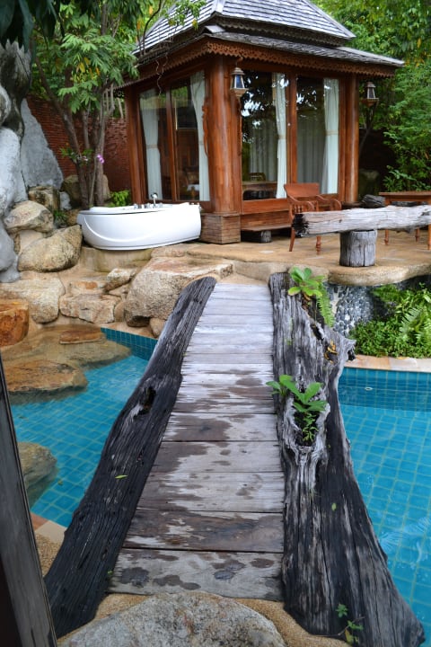 Kleiner Steg zum Ruheraum Santhiya Koh Phangan Resort & Spa