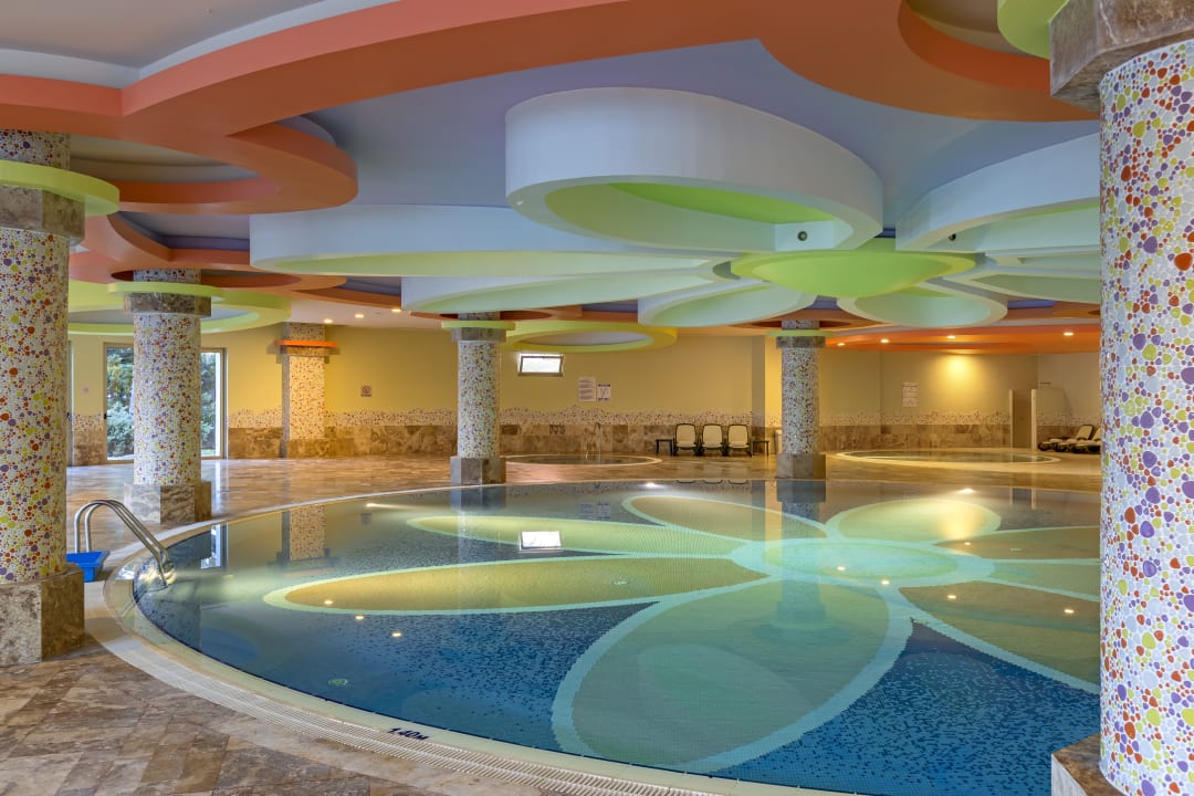 Pool Royal Wings Hotel