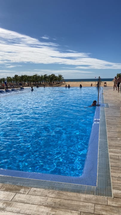 Pool Hotel Riu Touareg