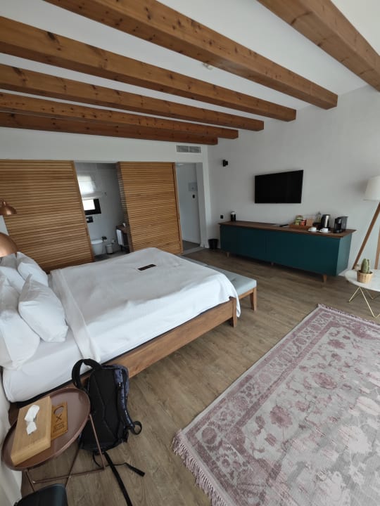 Zimmer Gillham Vineyard Hotel