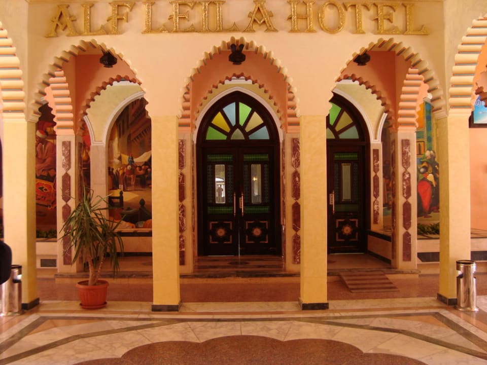 Der Eingang zur Lobby Pickalbatros Alf Leila Wa Leila Resort - Neverland Hurghada