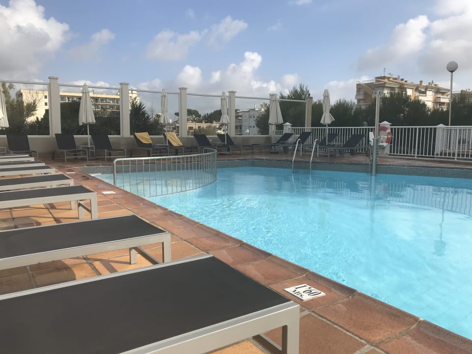 Pool BQ Apolo Hotel