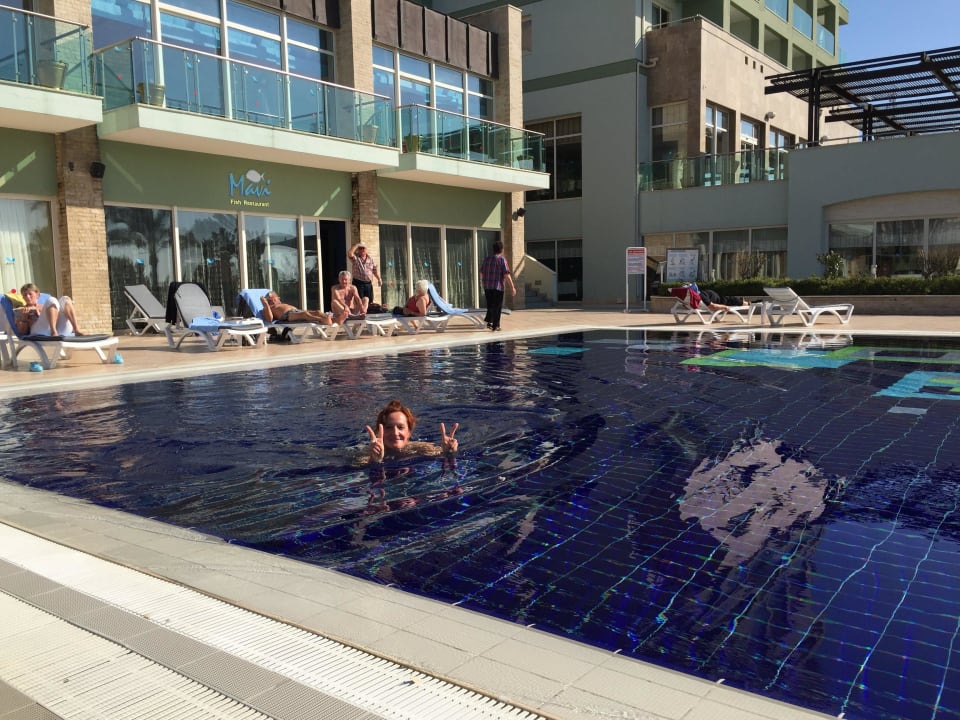 Pool Sealife Buket Resort & Beach