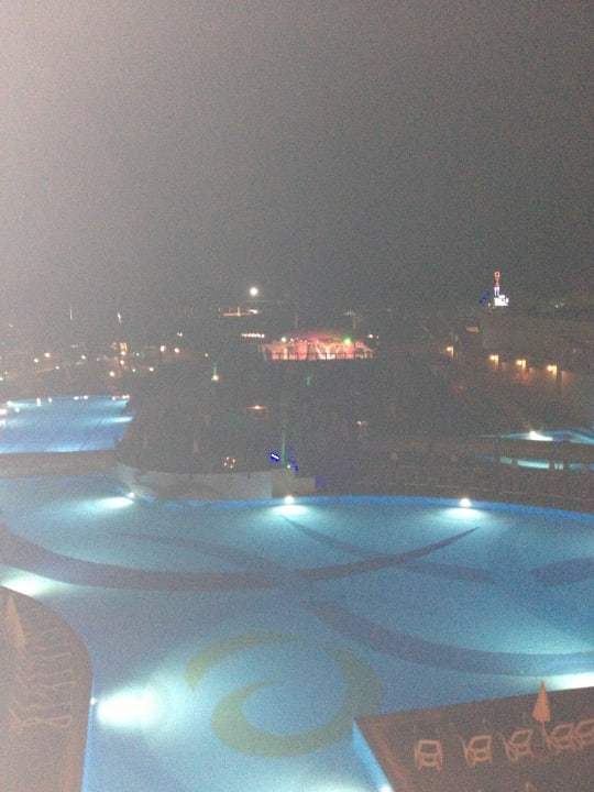Poolanlage Abends um 23 Uhr Aydinbey Kings Palace & Spa