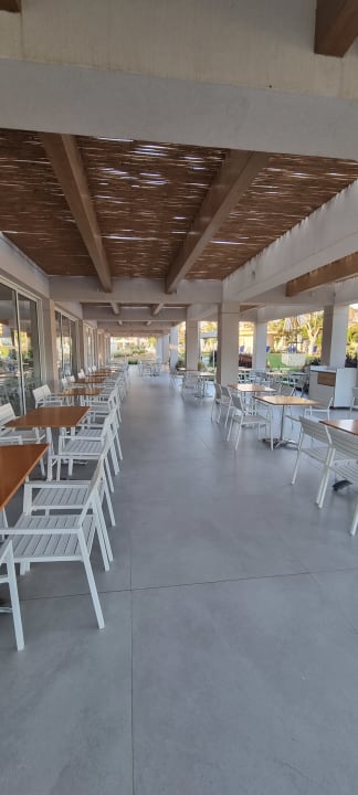 Gastro Anissa Beach & Village