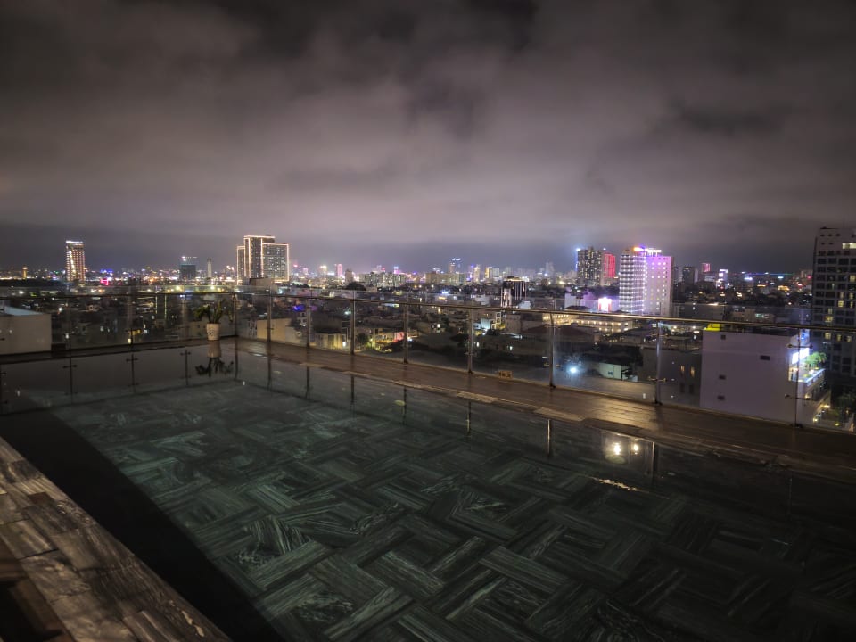 Pool Aria Grand Hotel & Apartments