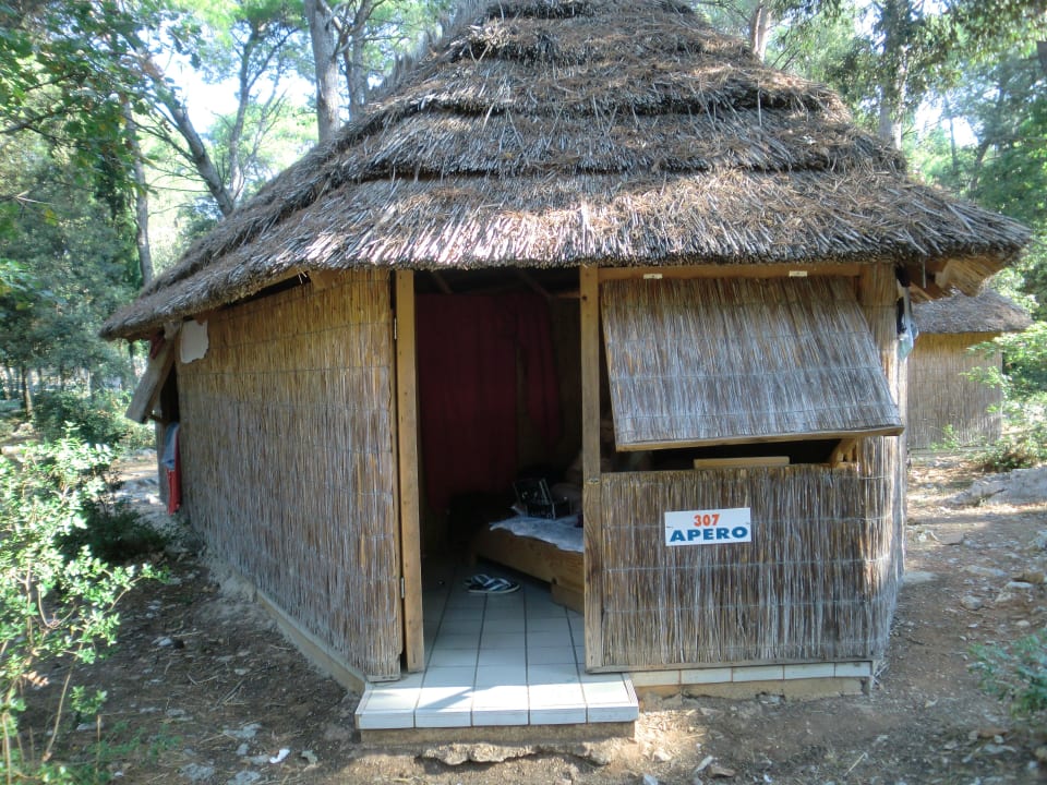 Die Hütten (für 4-5 Personen) Pine Beach Pakostane