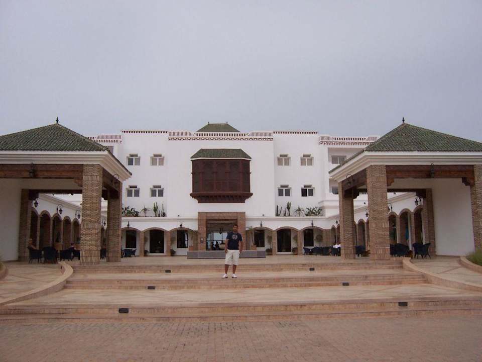 Aussenaufnahme des Hotels Iberostar Waves Founty Beach