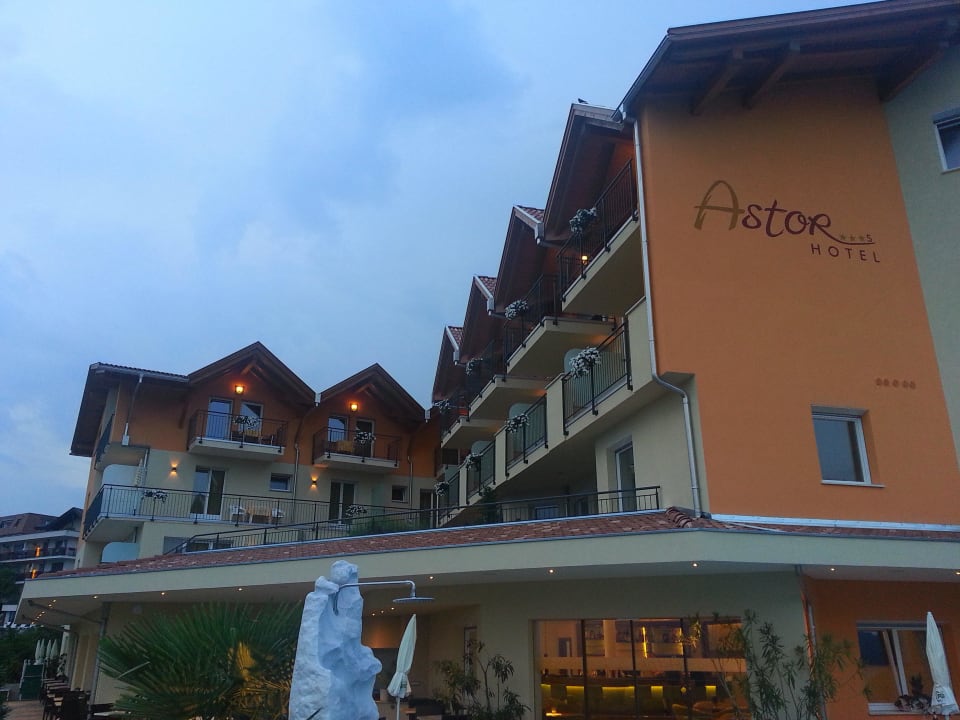 Die neue Außenansicht Hotel Astor