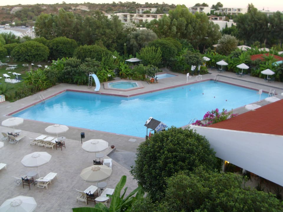 Der Pool Irene Palace Beach Resort Club alltoura