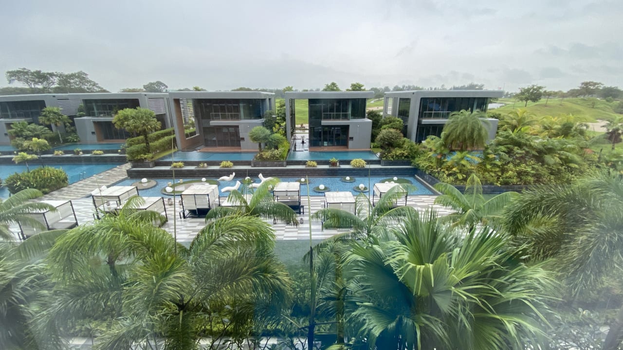 Pool Dusit Thani Laguna Singapore