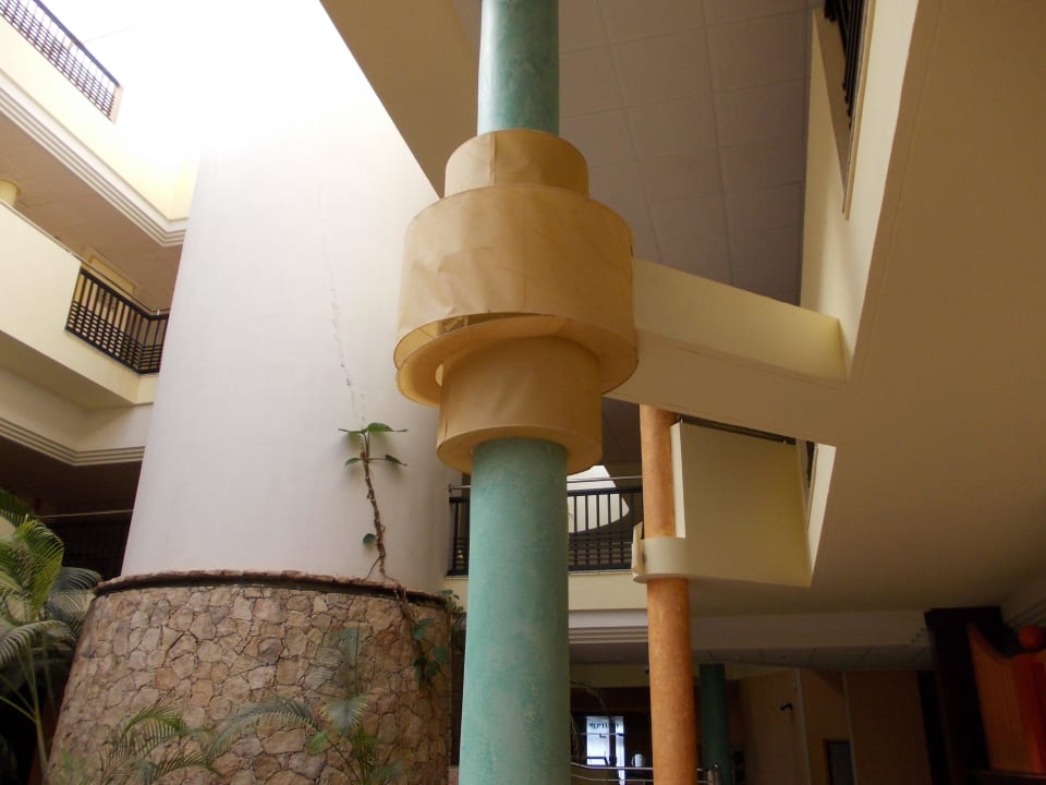 Lampenschaden  SBH Crystal Beach Hotel & Suites