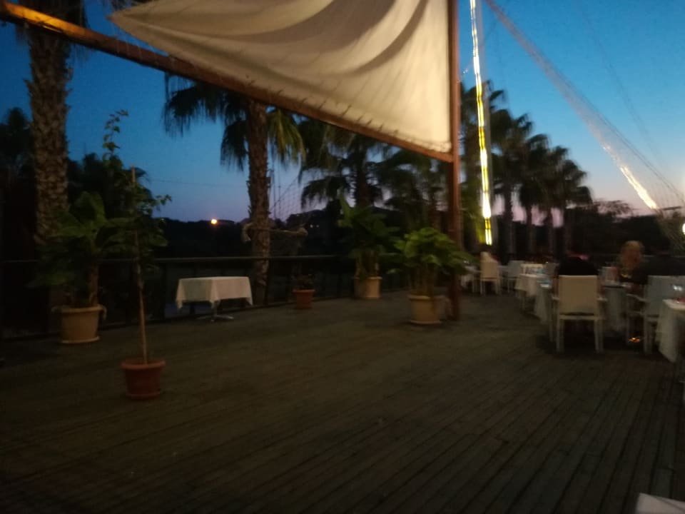Gastro Can Garden Resort