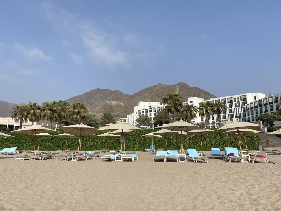 Strand InterContinental Fujairah Resort