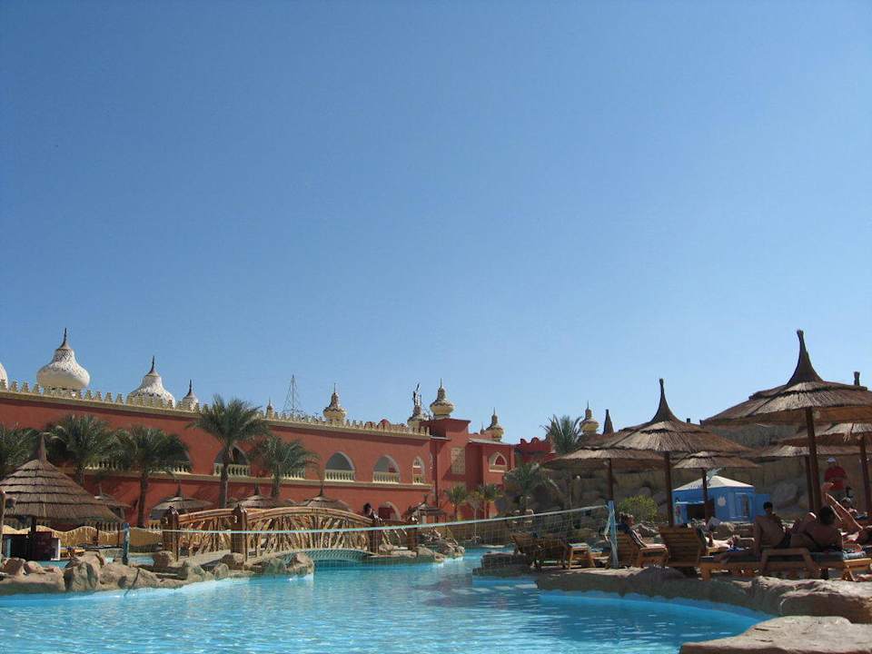 Бассейн Pickalbatros Alf Leila Wa Leila Resort - Neverland Hurghada