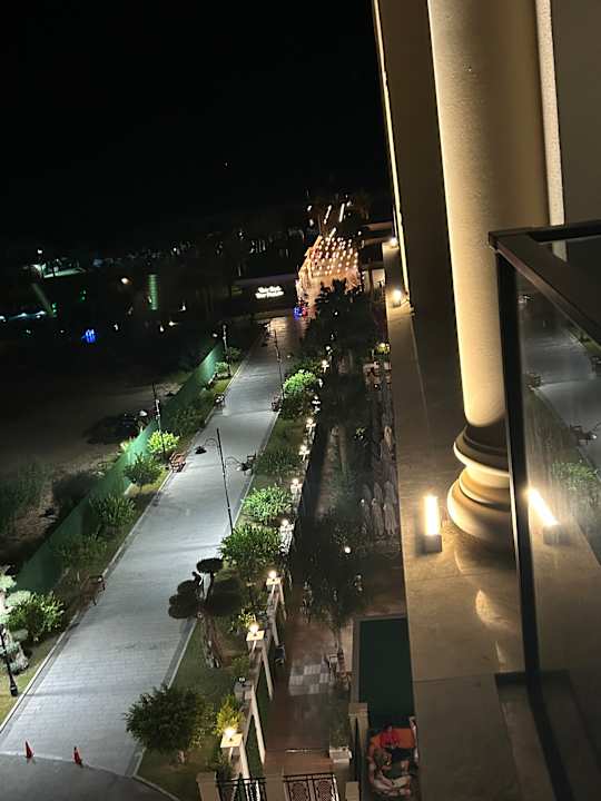 Außenansicht Serenity Queen Hotel