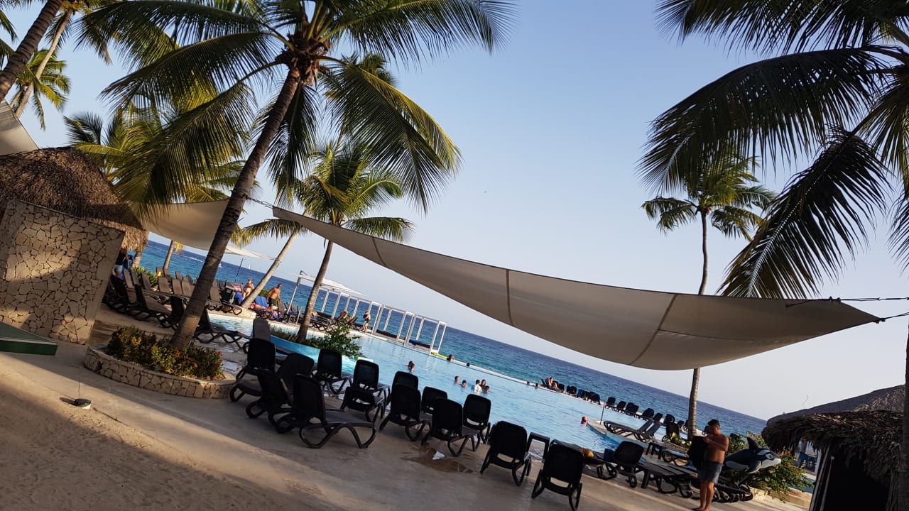 Pool Hotel Viva Dominicus Beach by Wyndham - All Inclusive Resort