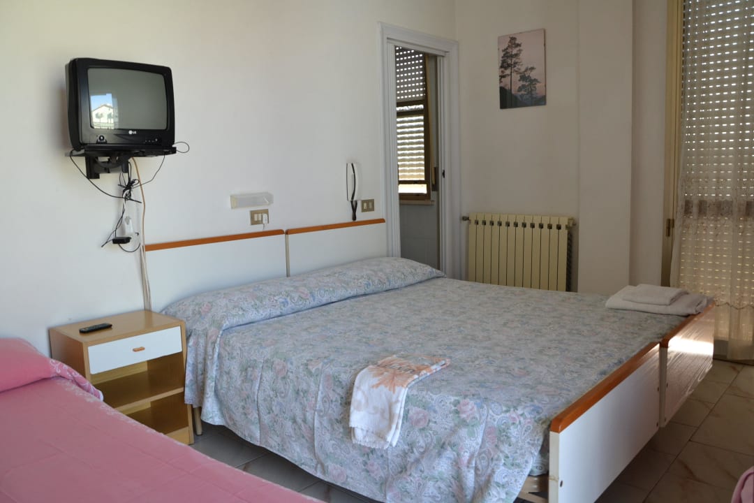 Hotel Elvira Rimini Vacanze Urlaub Holiday Hotel Elvira