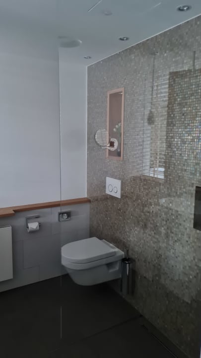 Zimmer La Maison Hotel