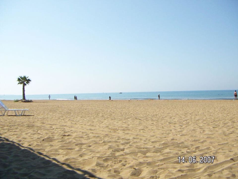 Strand Club Grand Aqua