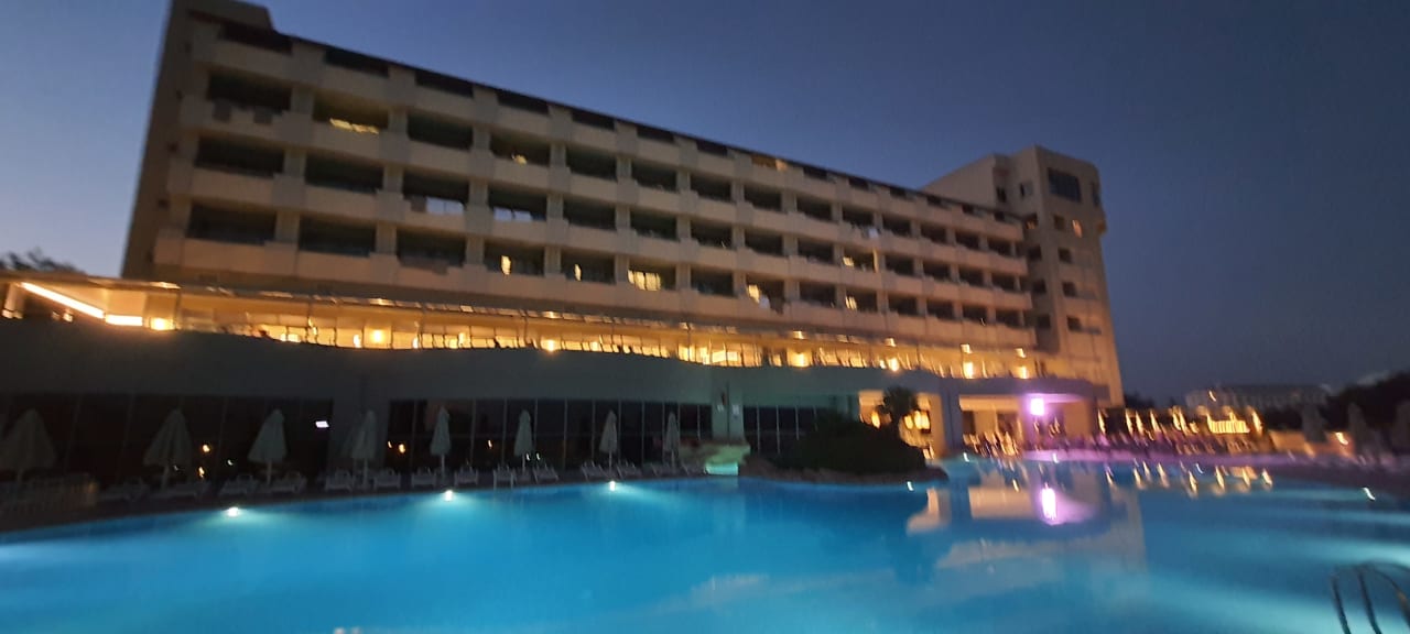 Außenansicht Melas Resort Hotel