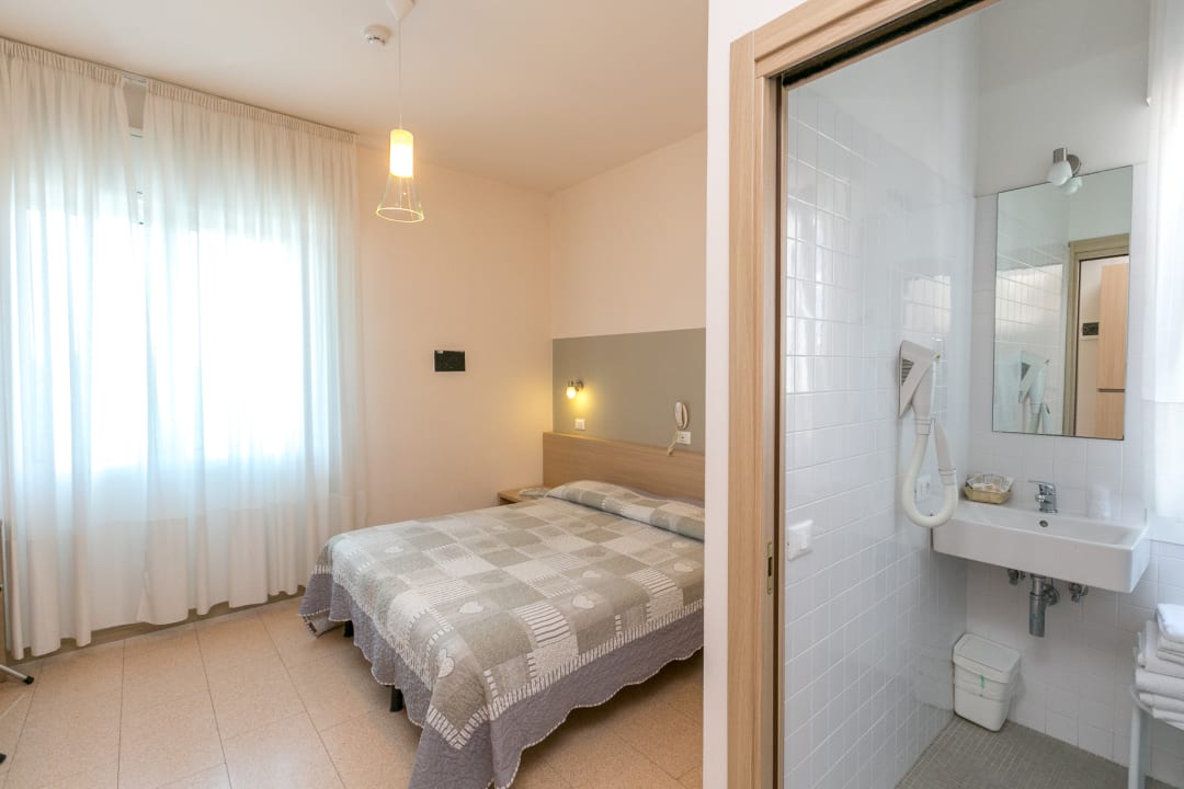 Zimmer Hotel Colonna