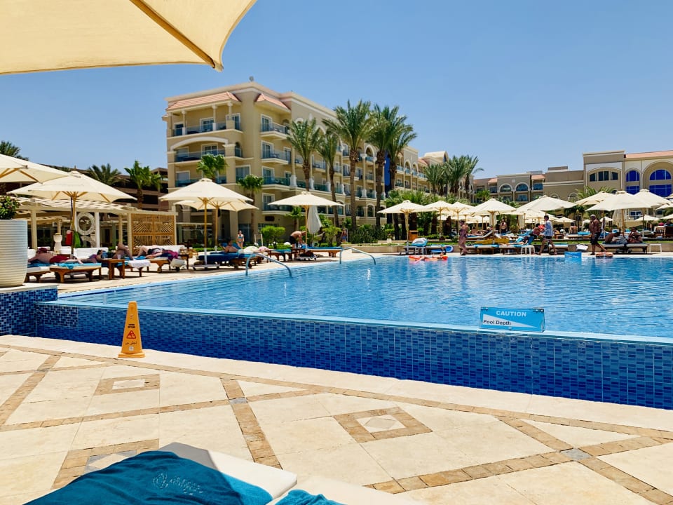 Pool Premier Le Reve Hotel & Spa