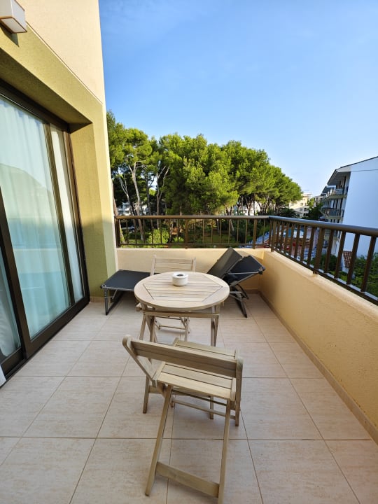 Zimmer Guya Wave Hotel