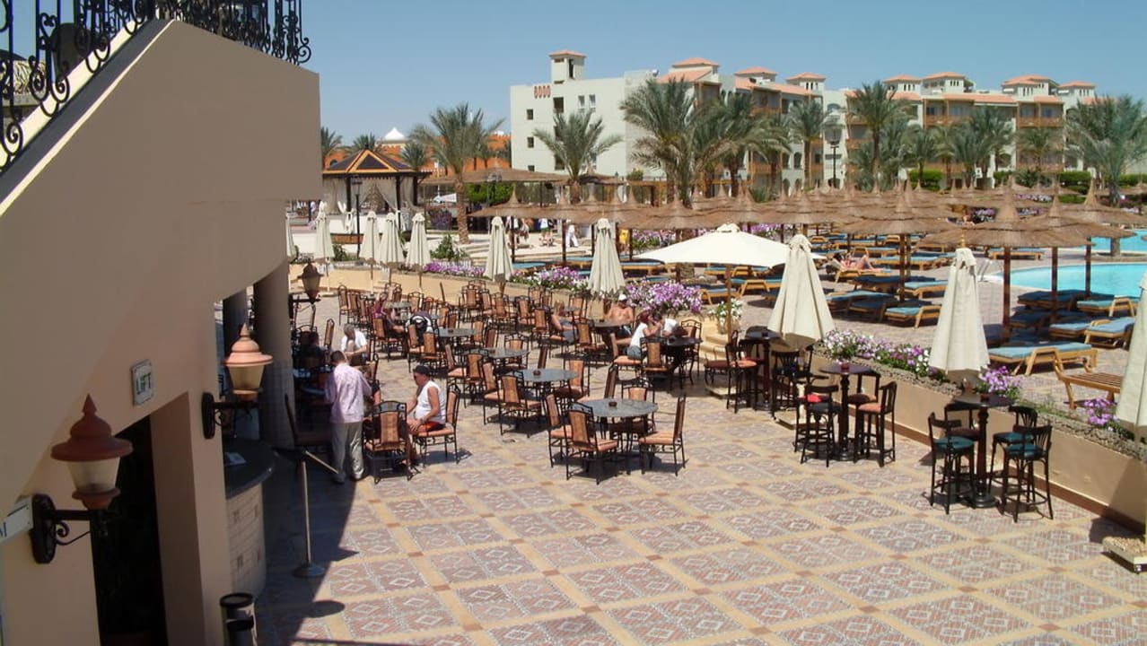 Untere Terrasse Lobby Bereich Pickalbatros Dana Beach Resort - Hurghada