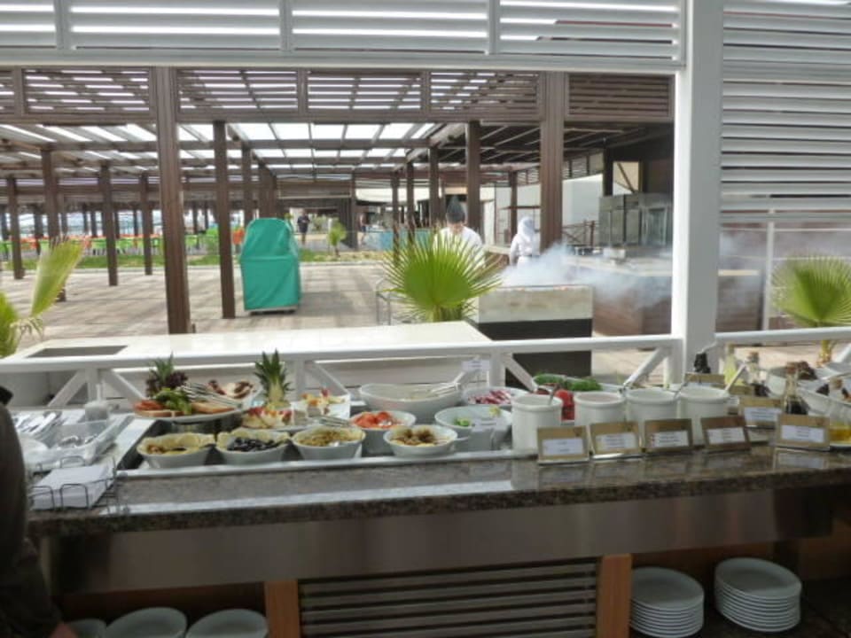 Buffet au beach bar à 12h Commodore Elite Suites & Spa - Adults only