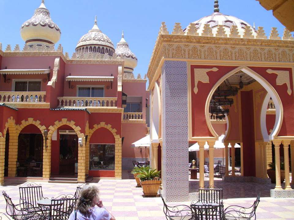 Hotel Fantasia 1001 Nacht - Alf Leila wa Leila  Pickalbatros Alf Leila Wa Leila Resort - Neverland Hurghada