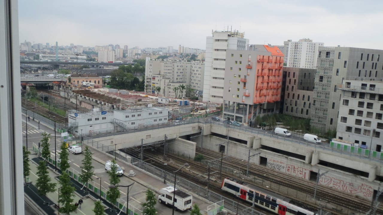 Aussicht vom Balkon Hotel Park & Suites Prestige Paris
