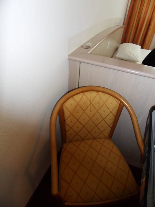 Karge Sitzgelegenheit Hotel Panorama Inn und Boardinghaus