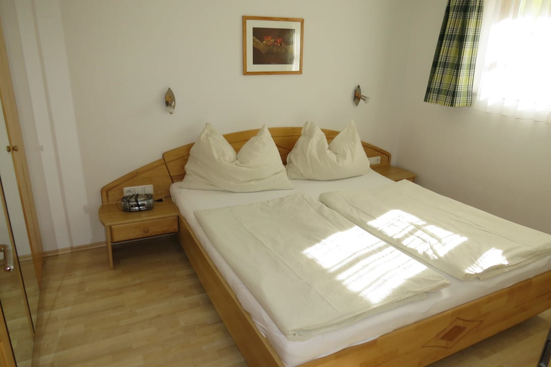 Schlafzimmer Apartment 2 Landhaus Lindorfer - Apartments