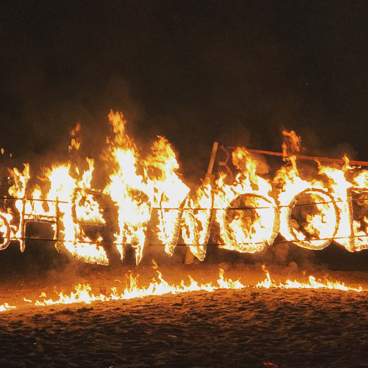 Strand Sherwood Exclusive Lara