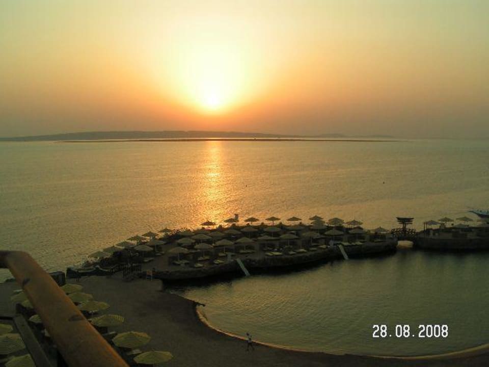 Výhled s balkonu SUNRISE Holidays Resort (Adults Only)
