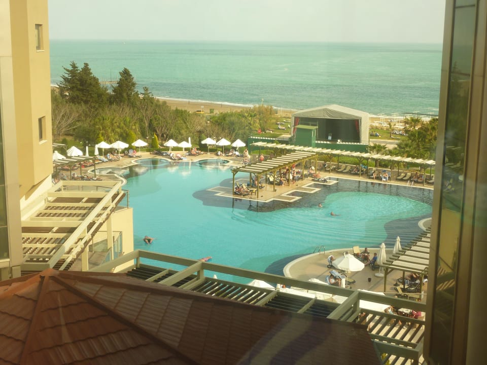 Blick auf den Pool von unserer Etage Arcanus Hotels Sorgun