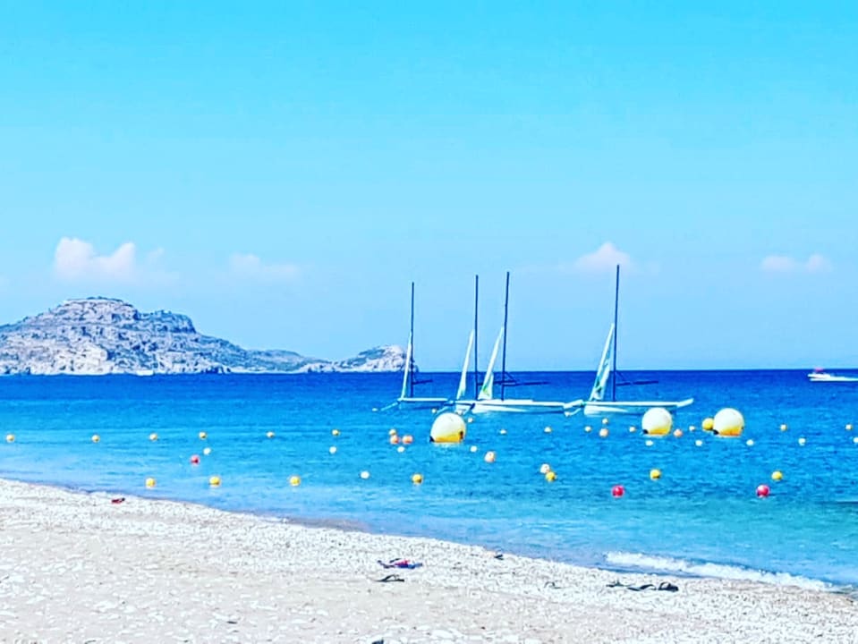 Strand Asterias Beach Resort