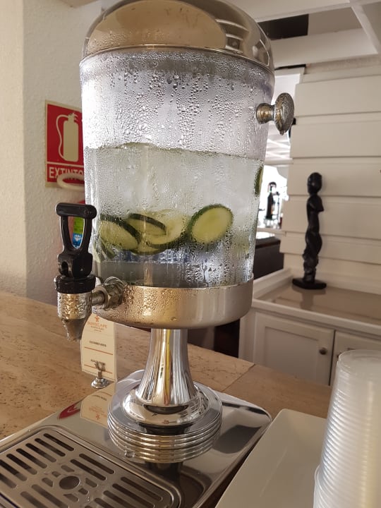 Getränkespender, Erfrischung to go  Sunscape Puerto Plata