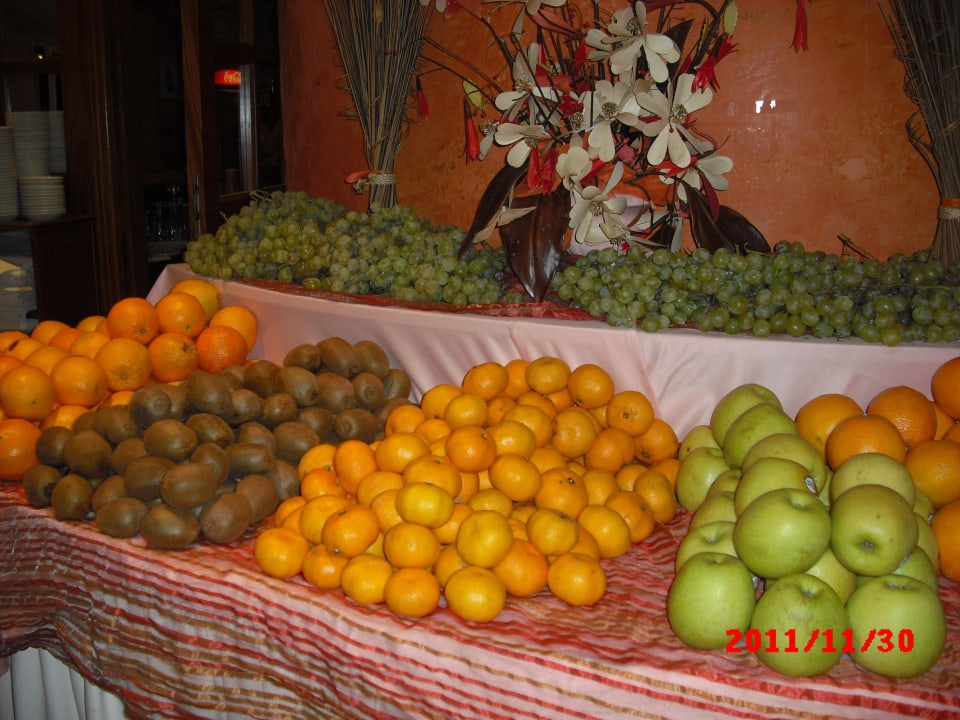 Frischobst Buffet R2 BUGANVILLA Hotel & Spa