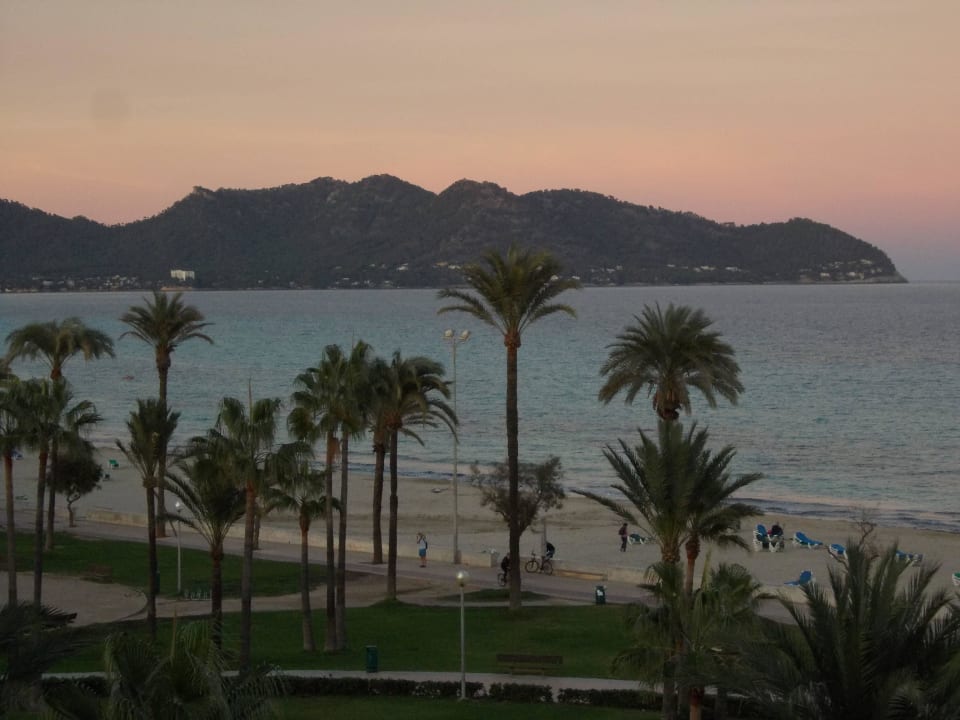 Der geniale Ausblick von der Nordseite Hipotels Mercedes